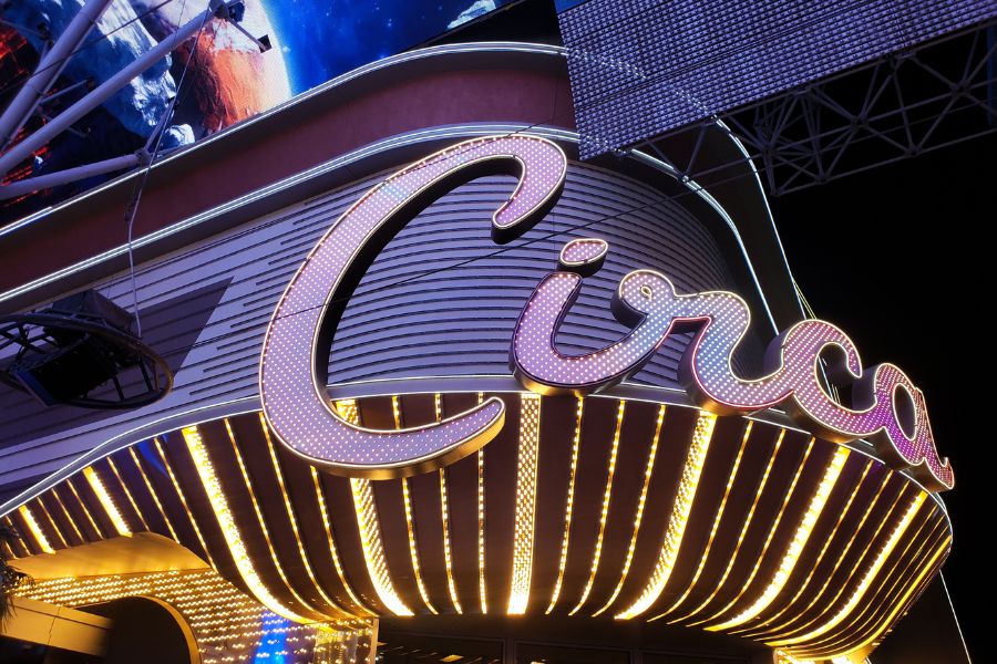 Circa Sportsbook CEO Derek Stevens says They’re Opening in Illinois as “soon as possible”
